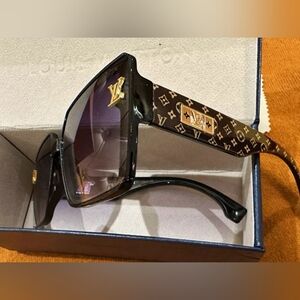 Louis Vuitton Square Sunglasses